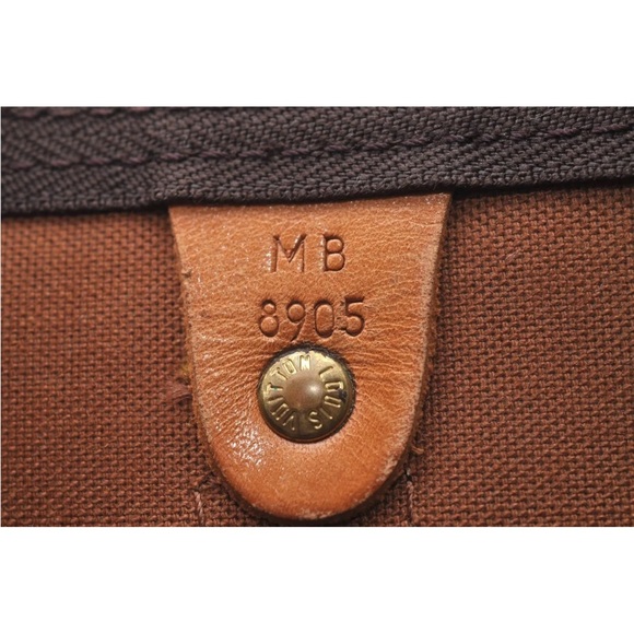 LV MONOGRAM KEEPALL  50 w/ dust bag, luggage tab, lock and key!! - Picture 7 of 11